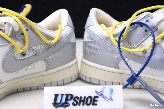 O-W 27 Lot DM1602-120 Nike Dunk Low 0817